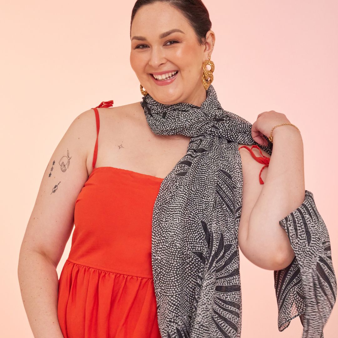 Guwulgung Dara by Konstantina