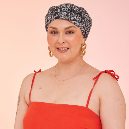 Guwulgung Dara by Konstantina